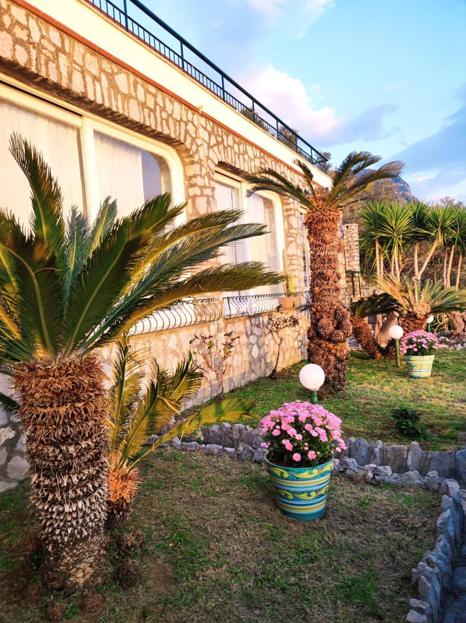Giardino 21 Marzo Bed and Breakfast Vico Equense Δωμάτιο φωτογραφία